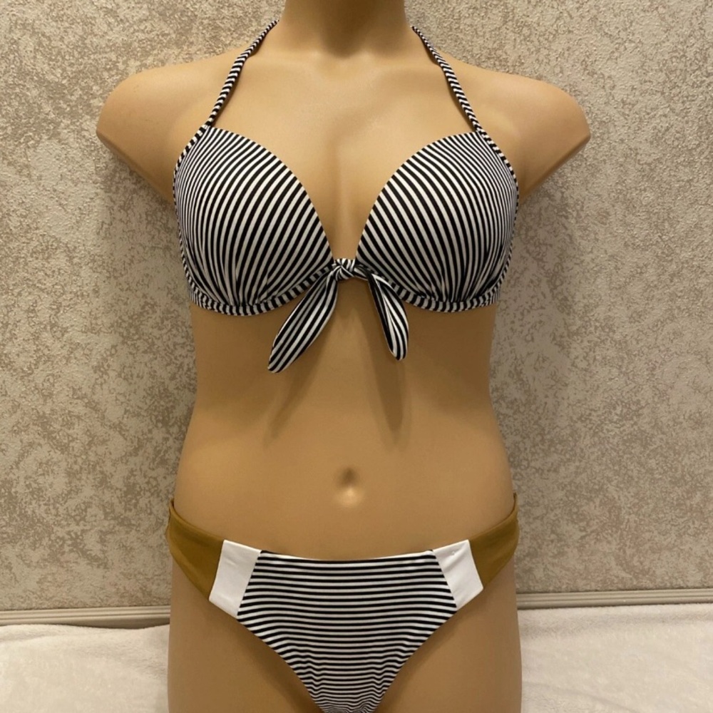 Elegant Black and White Striped Bikini Set